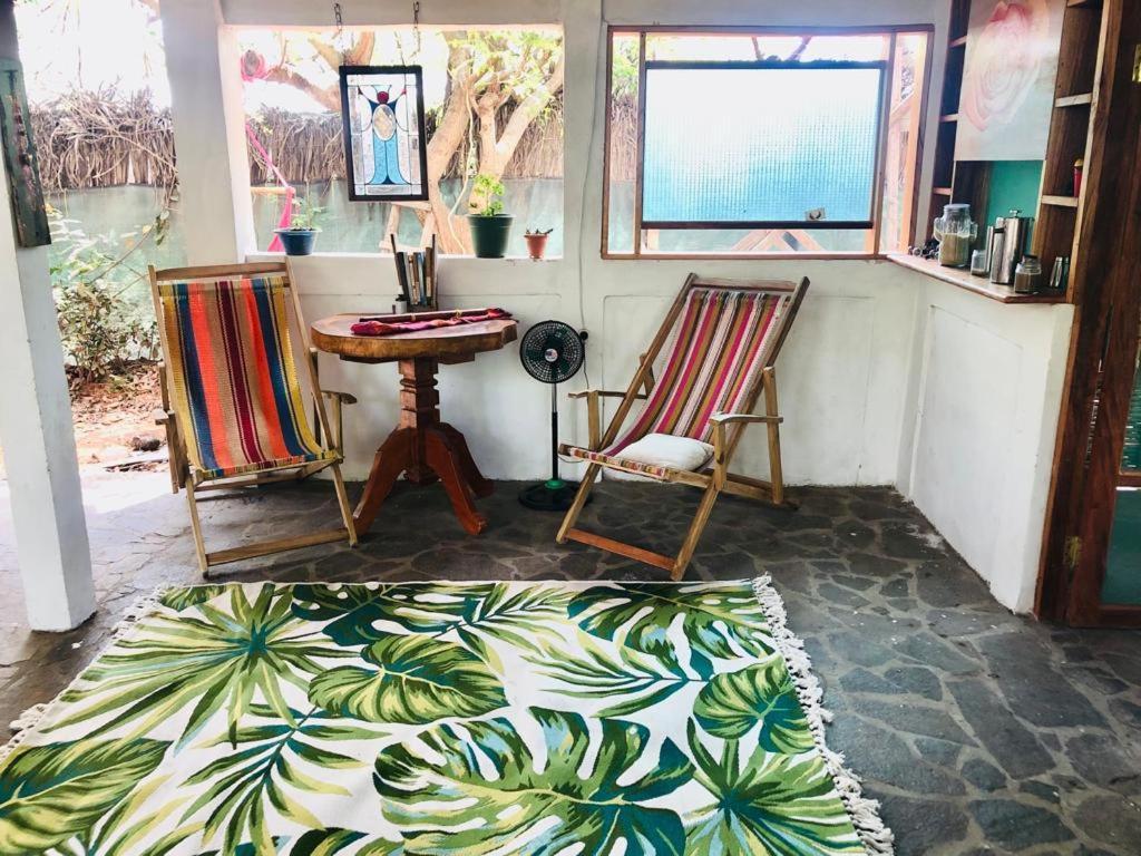Rainbow Caravan Hostel Las Pilas ภายนอก รูปภาพ