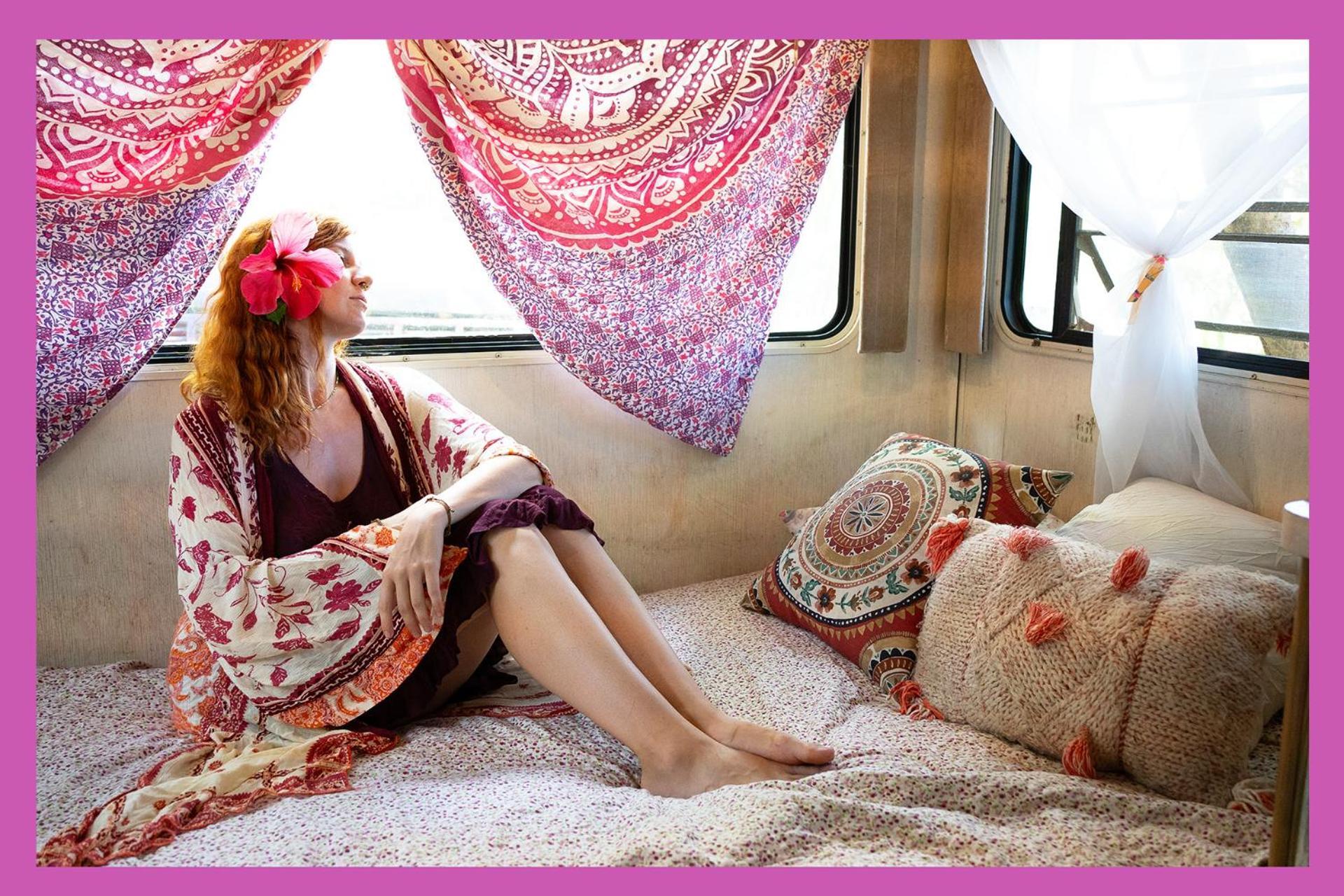 Rainbow Caravan Hostel Las Pilas ภายนอก รูปภาพ